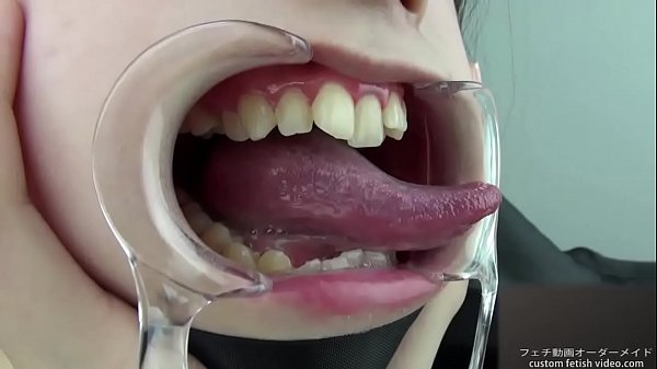 Play MP4 - Saliva Tongue Fetish