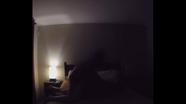 Play MP4 - Compartiendo esposa con mi amigo