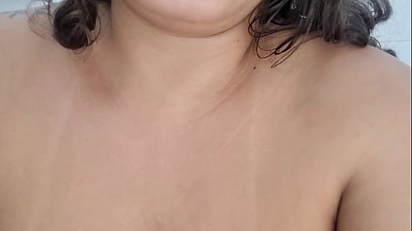 Quando vou o a&ccedil;ougue fico toda molhada tez&atilde;o de vaca por josuel o a&ccedil;ougueiro do meu bairro 