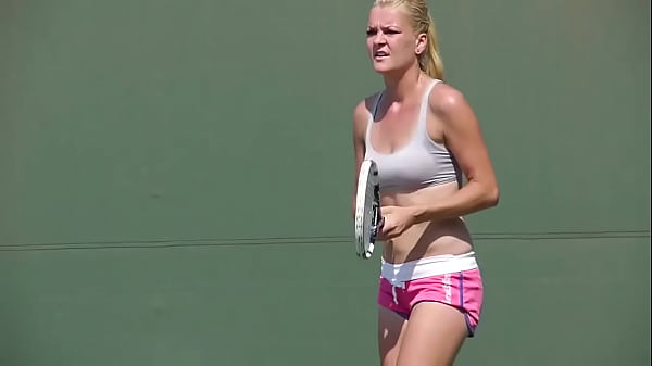 Hot and_Beautiful Agnieszka Radwanska Practices_Very Undressed