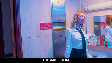 Nonton Threesome In The Club Bathroom With Slutty Attendant - Cncmilf thumbnail