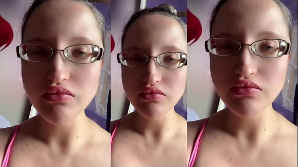 Play MP4 - ASMR Chewing