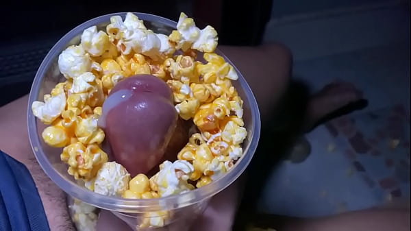 Play MP4 - Jerk off with popcorn&period; ชักว่าวกับข้าวโพดคั่วครับ