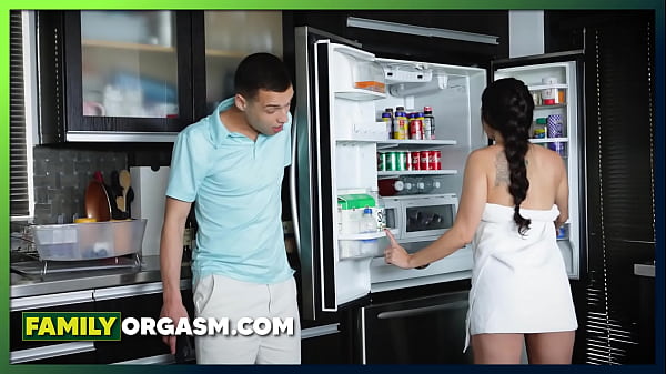FamilyOrgasm Exotic Milf_Having aSecond_Round with her Stepson at Kitchen