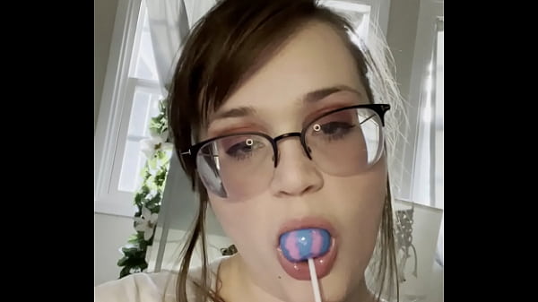 I want to lick like this 