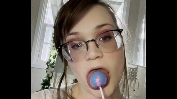 I want to lick like this 