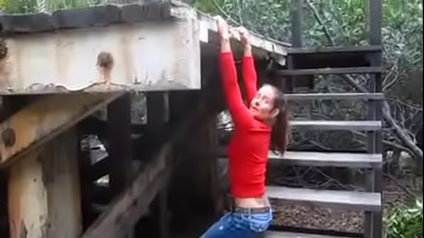 Girl climbing_rope orgasm