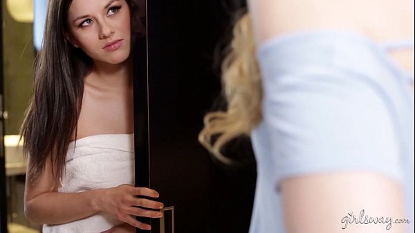 Play MP4 - GirlsWay - Shyla Jennings&comma; Sasha Heart