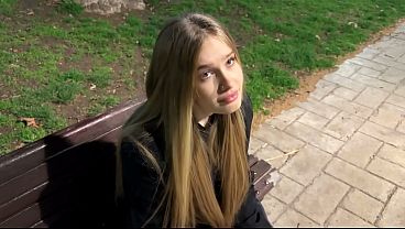 Girl needs help what would you do in this situation