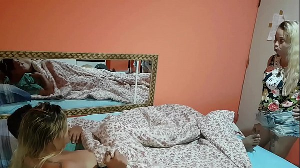 Play MP4 - Foi Dar Encima de Homem Casado na Favela e levou uma surra daquelas &excl;&excl;&excl; Paty Bumbum - Fada Mel - El Toro De Oro