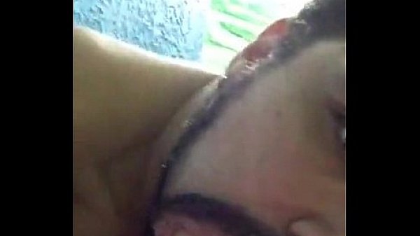 Barbudinho mamando gostoso 