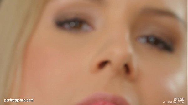 Givemepink Hot slut Brandy Smile teases us_before taking a_nice dildo in her tig