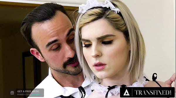 Petite maid Jean Hollywood is cleaning a room when her boss Mason Lear comes in hoping she'll polish HIS KNOB in wife's bedroom! She knows they shouldn't but secret sex is the best! She agrees as long as he gives her a proper RIMMING! 