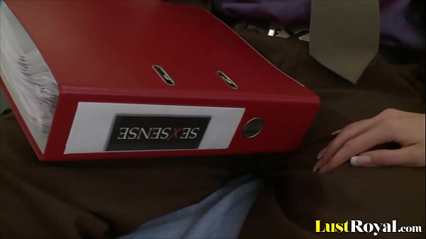 Play MP4 - Horny agents gets to examine cute Siraell