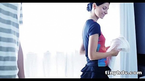 Nonton Perfect Teen Pussy Fucked Dinara 41 thumbnail