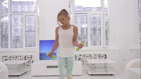 Ella Elastic babyface height 150 cm fitness body 18yo Nick s anal casting