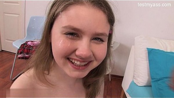 Hot amateur   anal squirt 