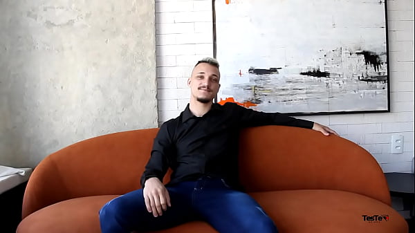 Nonton Teste Do Sof&aacute; A Maravilhosa Reh Queen thumbnail