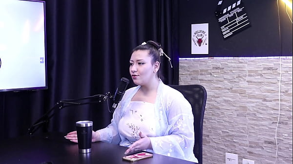 SensualCastAgatha_Ludovinoconta que o vizinho fezchurrasco depois que descobriu_que ela_era atriz pôrno