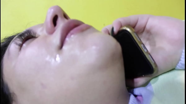 Play MP4 - Meu namorado corno me ligou enquanto eu estava mamando outro - Liu Gang