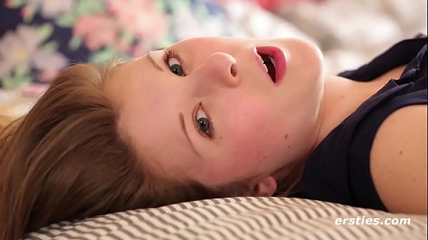 Play MP4 - Sex Demonstration Turns into Lesbian Strap On Sex