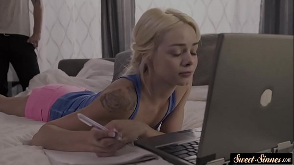 Slutty teensuckingand fucking herstepdad