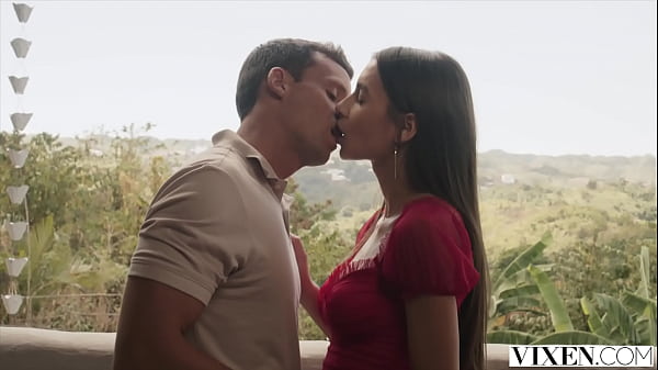 Play MP4 - VIXEN Party girl Vanessa betrays family for a bad boy