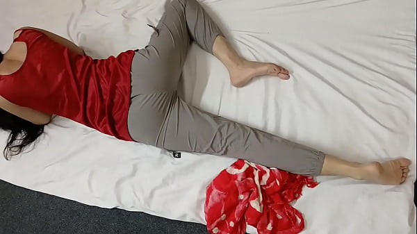 Play MP4 - College Girl tight pussy first time fucking with clear hindi audio full HD Sex