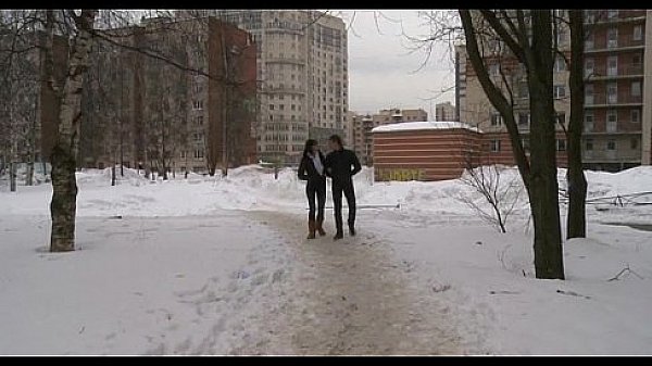 Juicy floozy endures hot sex