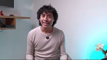 Nonton Inoportuno | Episodio 01 | &iquest;c&oacute;mo Iniciar En El Contenido Para Adultos? thumbnail