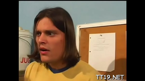 Beautiful spreads her legs wide to get screwed unfathomable