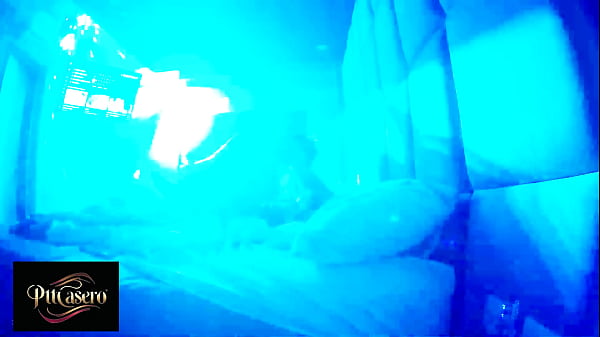 Nos interrumpieron escucha a la cuartelera del hotel al final flash flash flash 