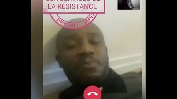 Akele Billy le patriote_se masturbe sur_facebook