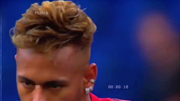 Neymar humilhando ao som de bebida rosa 