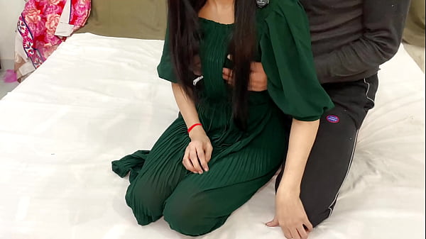 पाकिस्तानी बेगम की हार्डकोर चूत चुदाई का फुल सेक्स वीडियो thumbnail