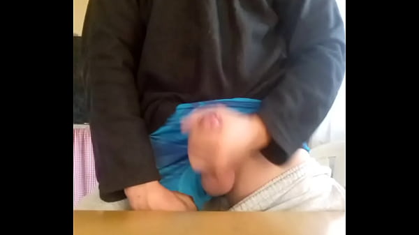 Play MP4 - Tirando leche