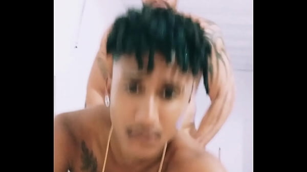 Play MP4 - LittlePrince dando pro amigo