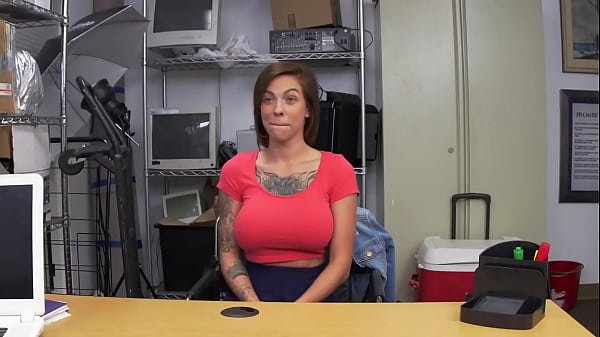 Big_nipples_and tattoos makethis horny bossfuck new chick