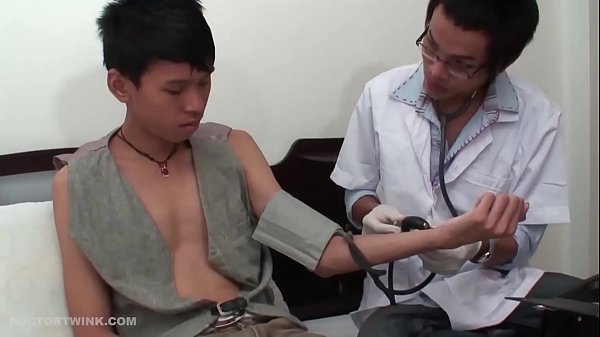 Play MP4 - Kinky Albert and Jimmy Bareback