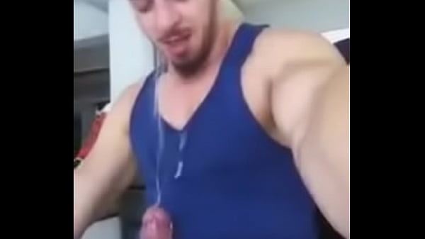 Bắn tinh xối xả