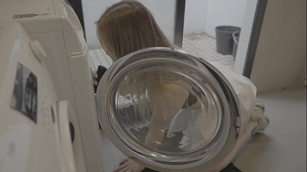 Nonton Horny Wife In The Laundry Room: Intense And Wild Fuck thumbnail