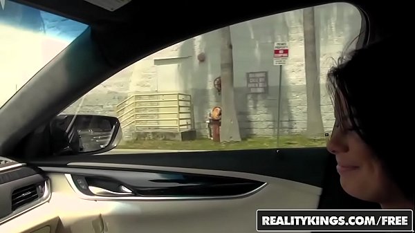 Play MP4 - RealityKings - Street BlowJobs - &lpar;Charlie Jmac&rpar; - Chesty Charlie