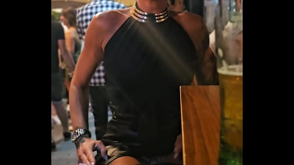 Je retire ma culotte en public tu veut voir la photo sans culotte avec les ... 