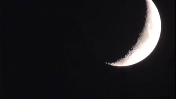 This is a video of the moon it is sfw i hope you like it