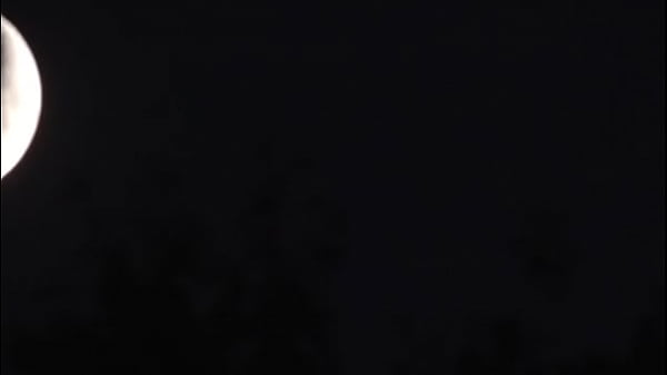 This is a video of the moon it is sfw i hope you like it 