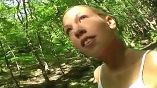 Nonton Blonde Is Penetrated thumbnail