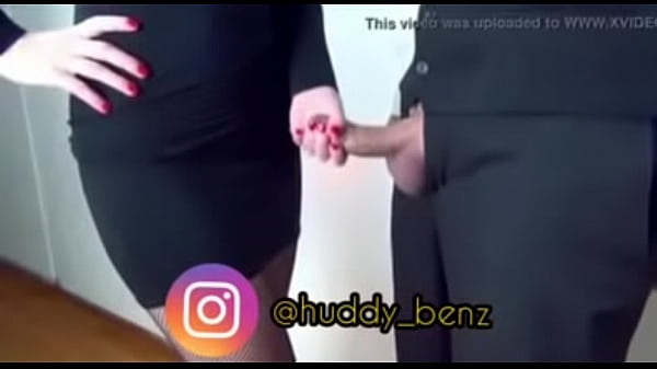 Secretary gives bossa hand_job