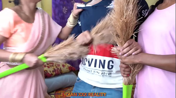 Xxx Indian Xxx Step Family In Hindi Xxx thumbnail