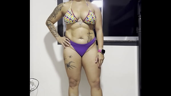 Qual desses biquinis que saiu pra da minha buceta na praia 