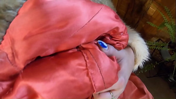 MilfyCalla compilation - Fetish sex, blow-jobs and rough sex while wearing sexy fur coats -2- preview 